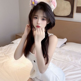 Photo of the private contact 上海 接待桃子🍑 on Telegram